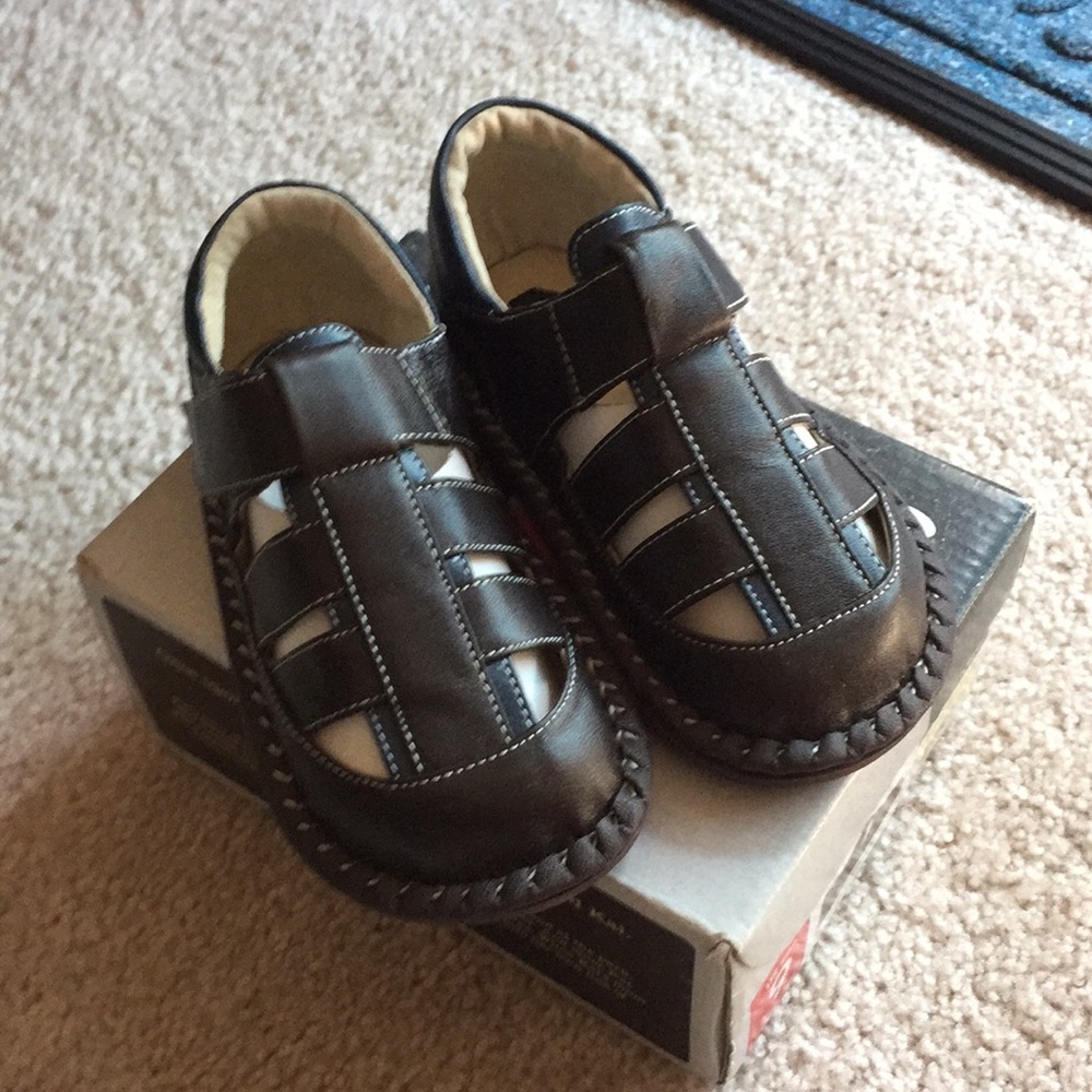 See Kai Run fisherman sandals